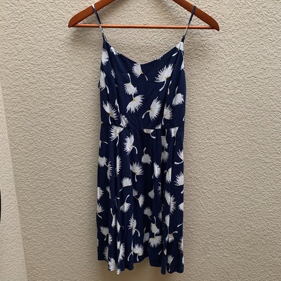 Old Navy Dresses & Skirts - Old Nacy Floral Navy Blue Dress - Medium